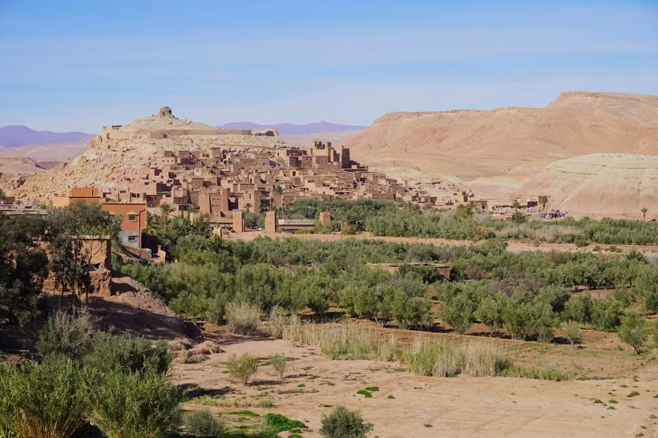 Ait Ben Haddou — kasbahs de adobe.